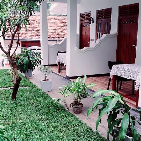 Ramesh Guesthouse ميريسا المظهر الخارجي الصورة